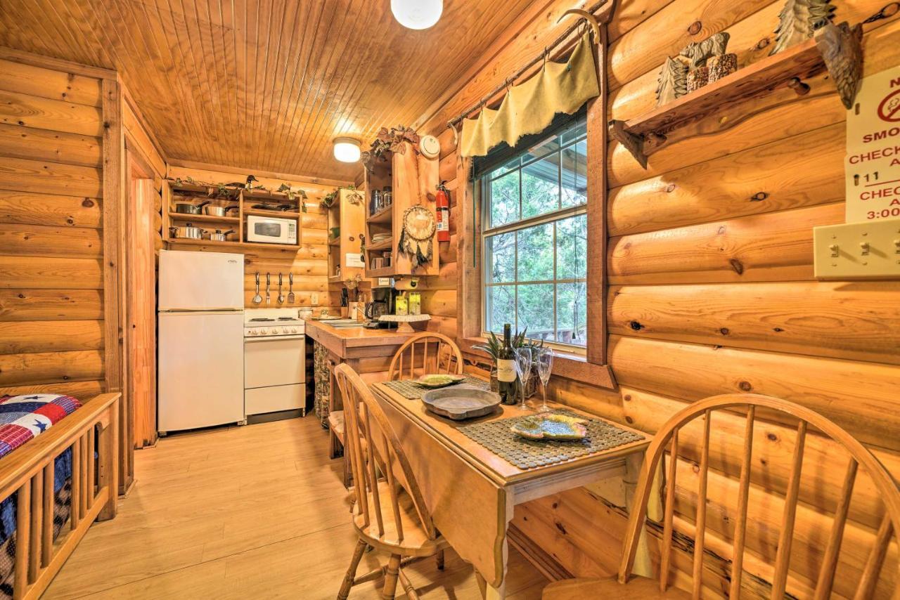 Cozy Davis Cabin With Deck - Nestled By Honey Creek! المظهر الخارجي الصورة